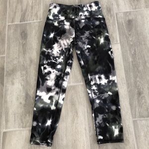 Marika high waisted Capri legging